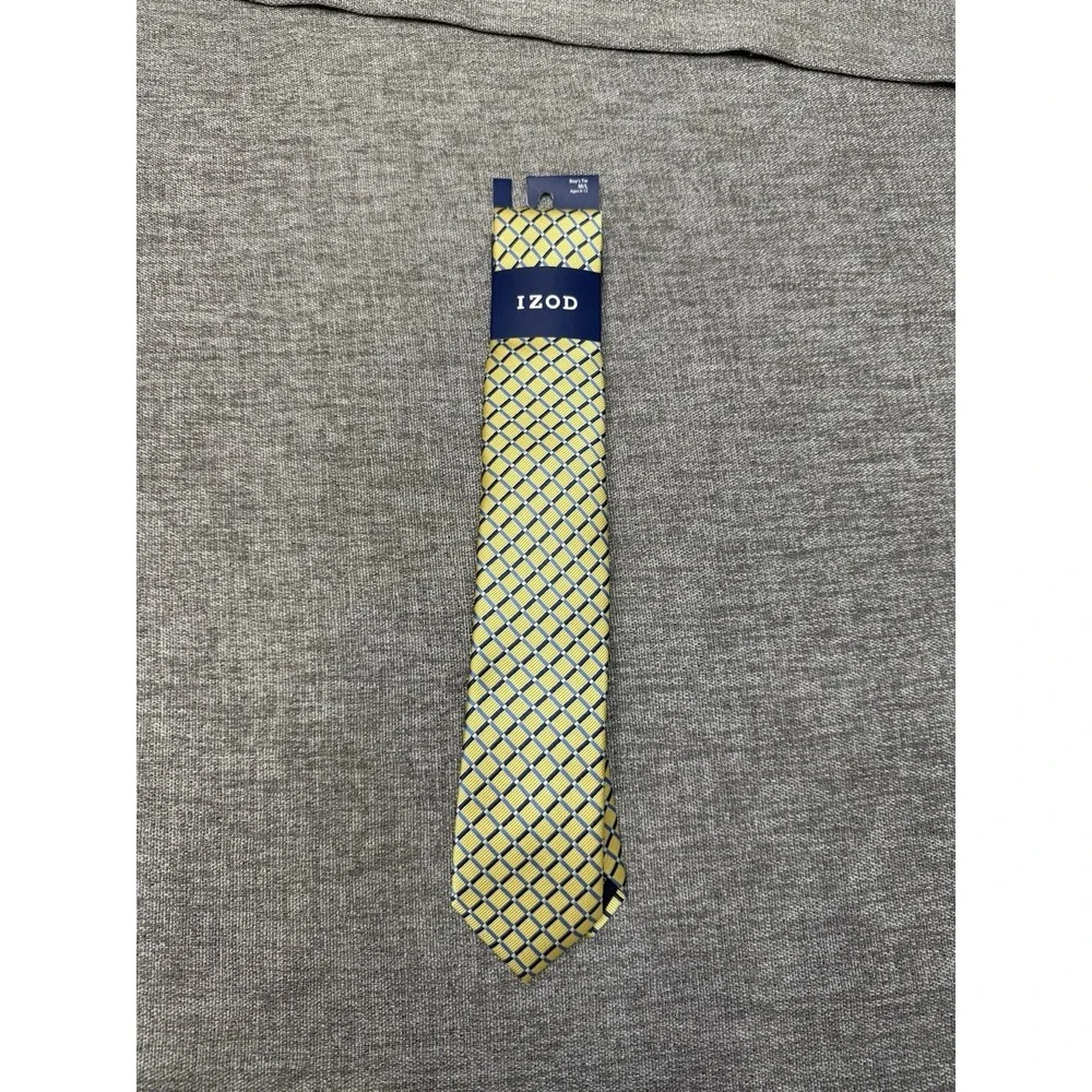Boys M/L Izod New‎ Tie Yellow Blue